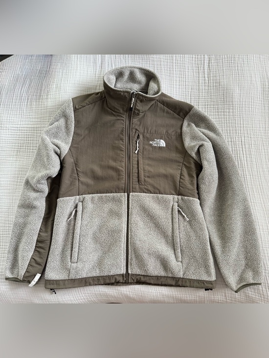 The North Face Jackets & Blazers - The North Face Women’s Fleece Jacket